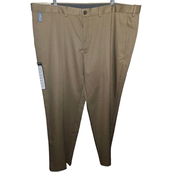 NWT Men's Haggar Clothing Premium No Iron Khaki Flat Front Classic Fit Pants - Picture 1 of 3